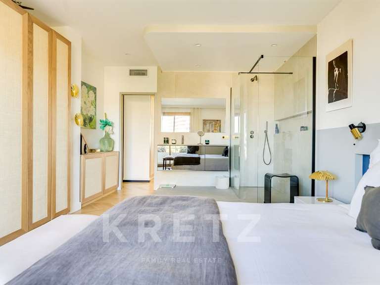 Appartement Marseille 8e - 2 chambres - 85m²