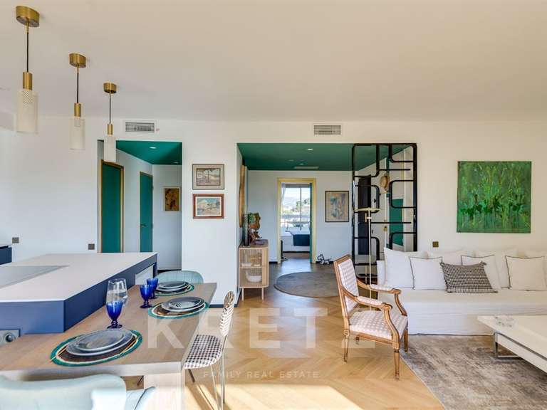 Appartement Marseille 8e - 2 chambres - 85m²