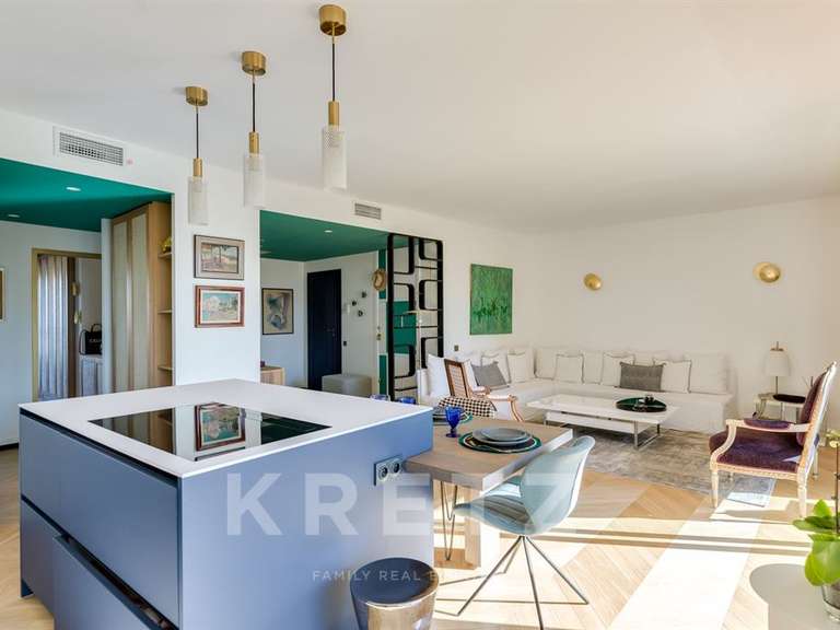 Appartement Marseille 8e - 2 chambres - 85m²