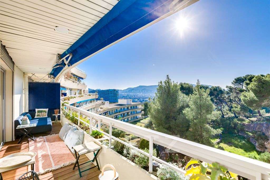 Apartment Marseille 8e
