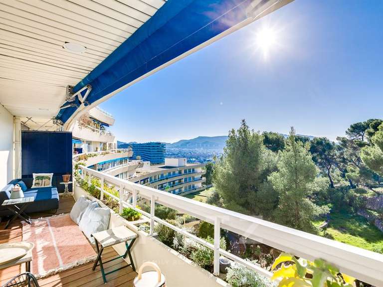 Appartement Marseille 8e - 2 chambres - 85m²
