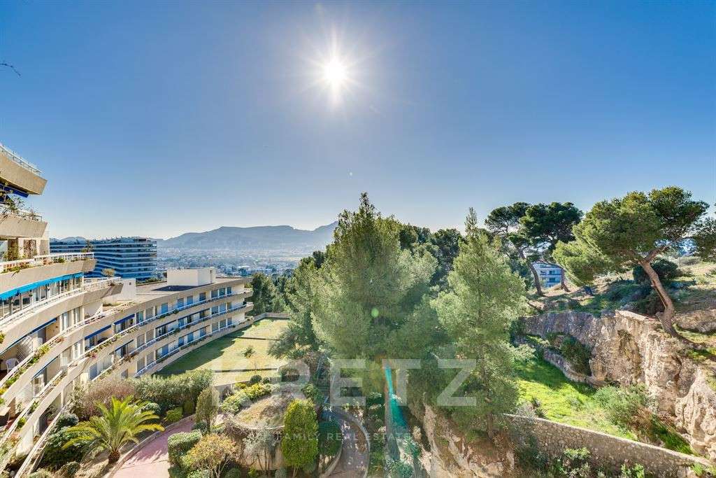 Apartment Marseille 8e