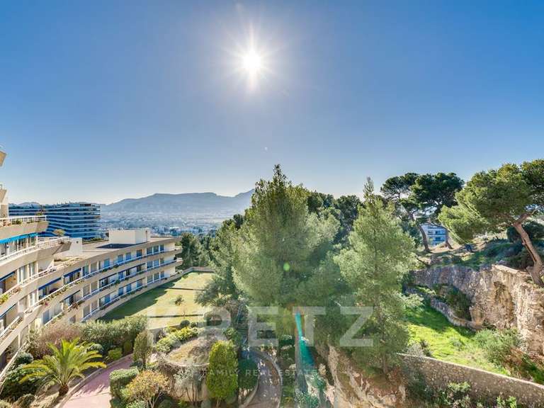 Appartement Marseille 8e - 2 chambres - 85m²