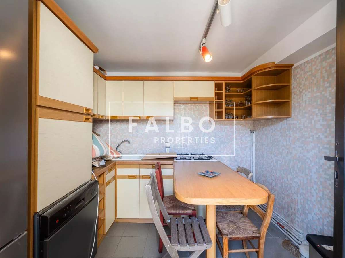 Apartment Marseille 8e