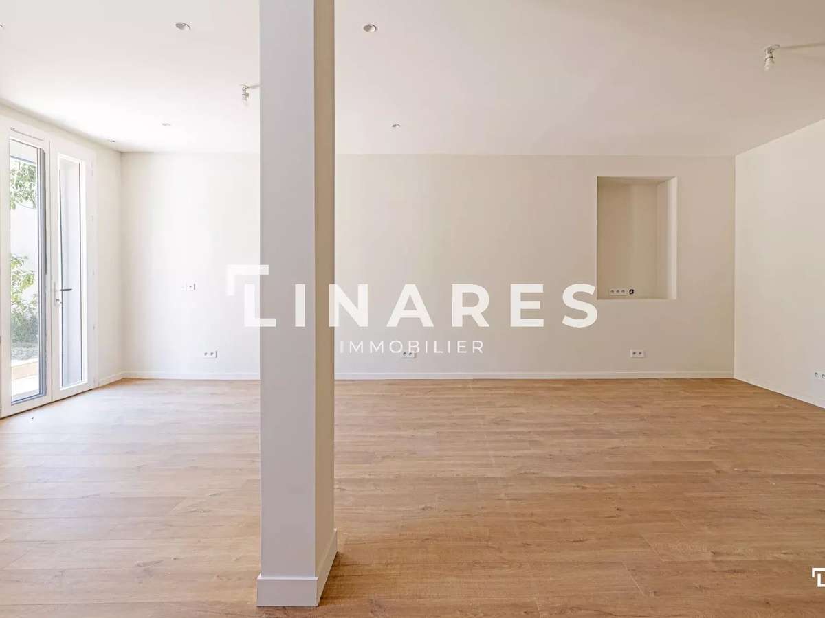 Apartment Marseille 8e