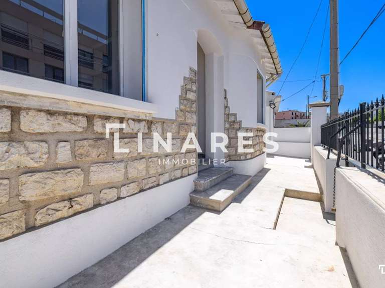 Appartement Marseille 8e - 4 chambres - 350m²