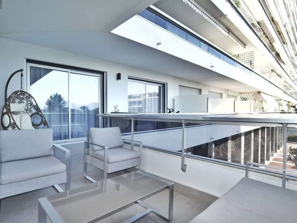 Apartment Marseille 8e