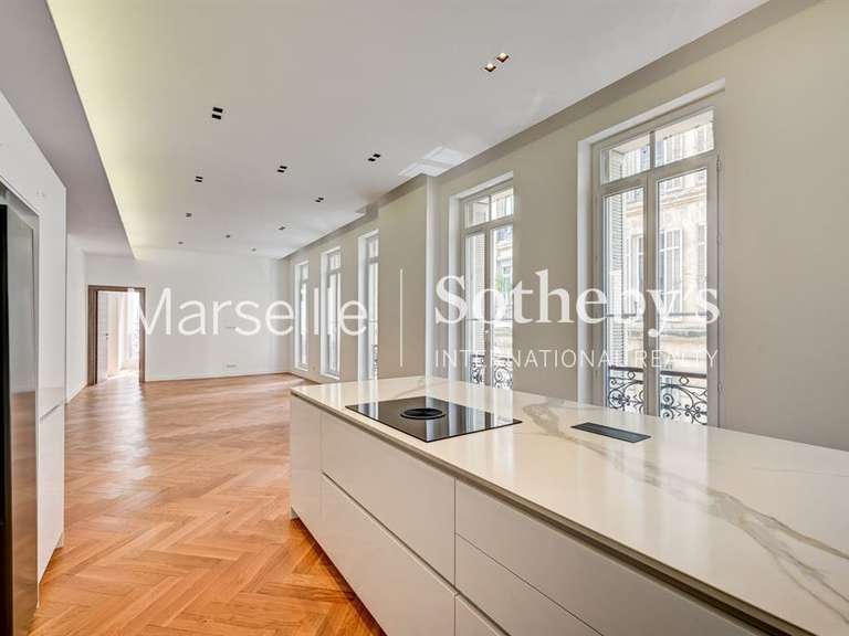 Appartement Marseille 8e - 3 chambres - 130m²