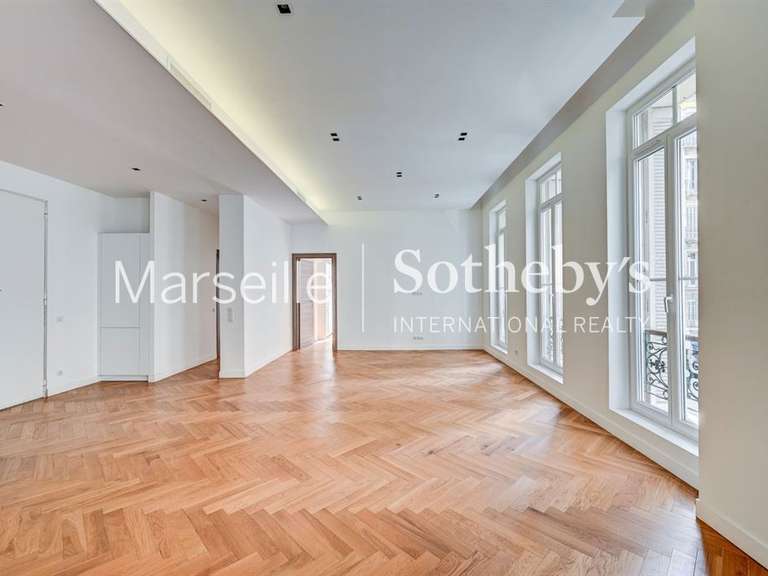 Appartement Marseille 8e - 3 chambres - 130m²
