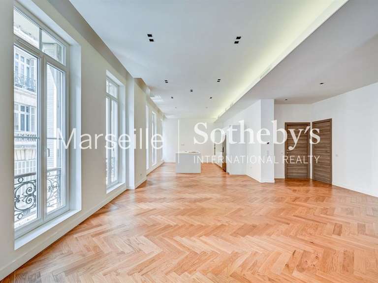 Appartement Marseille 8e - 3 chambres - 130m²