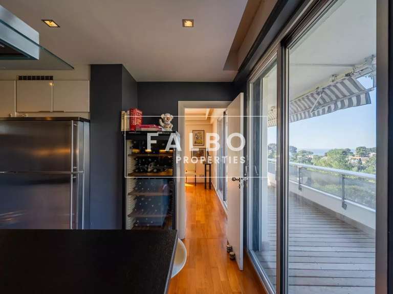 Appartement Marseille 8e - 4 chambres - 324m²