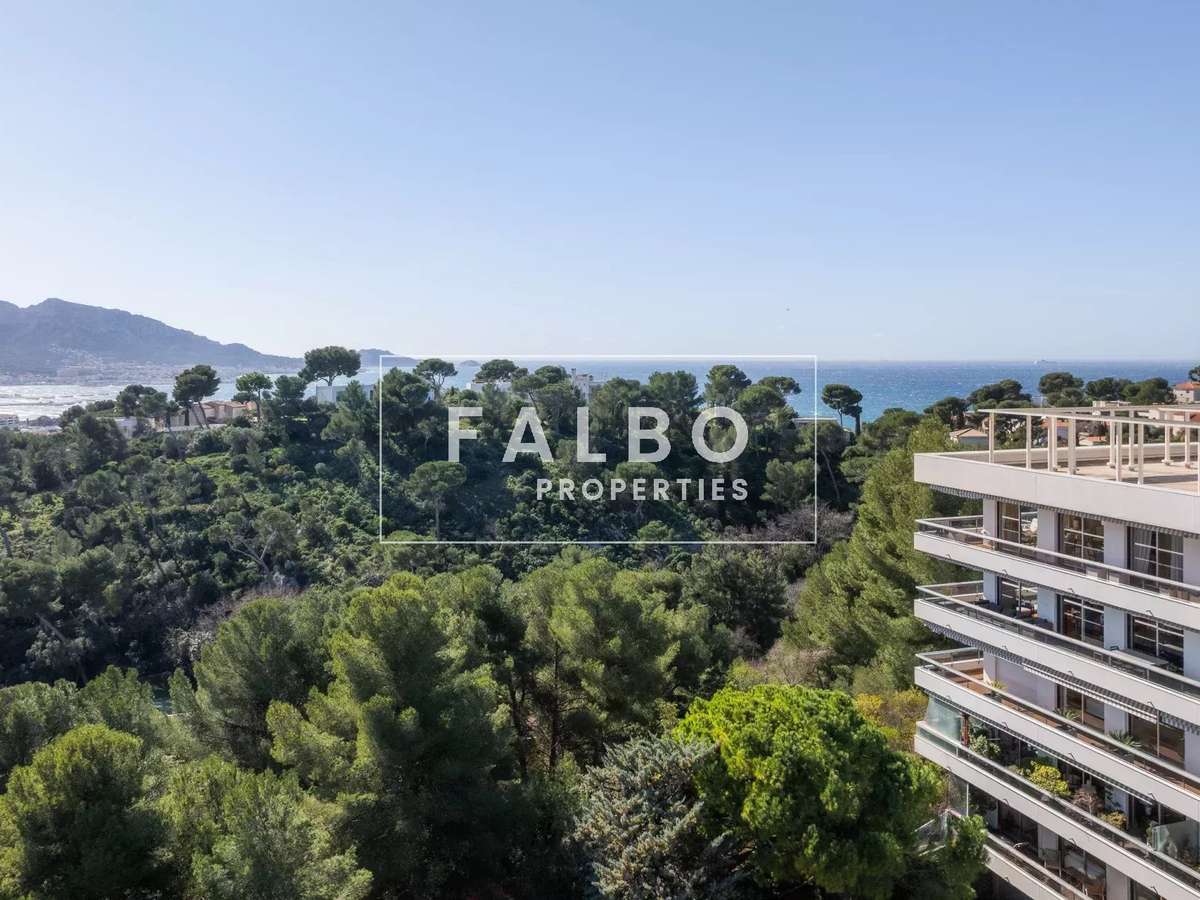 Apartment Marseille 8e