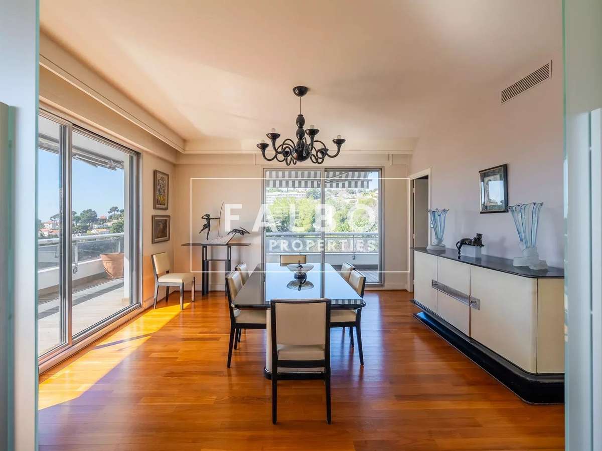 Apartment Marseille 8e