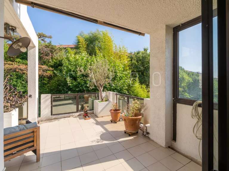 Appartement Marseille 8e - 4 chambres - 223m²