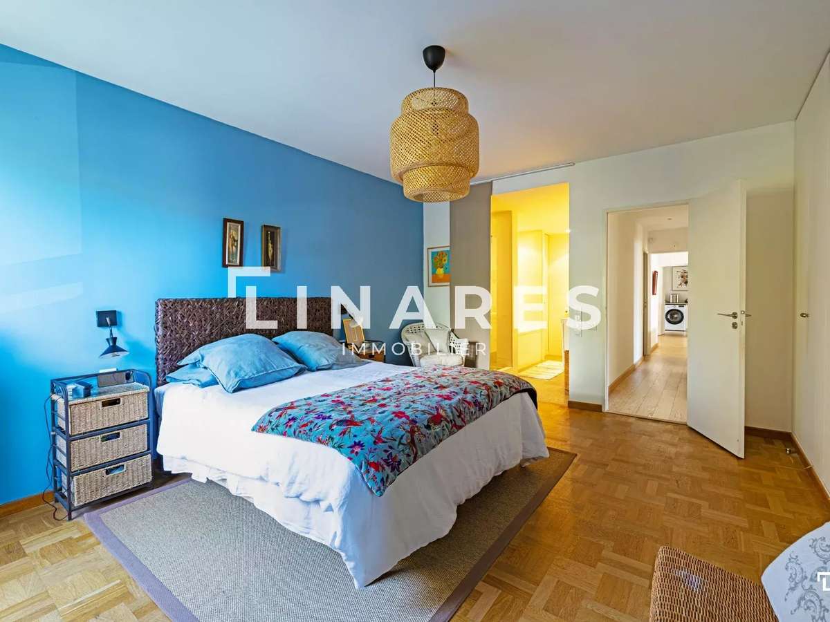 Apartment Marseille 8e