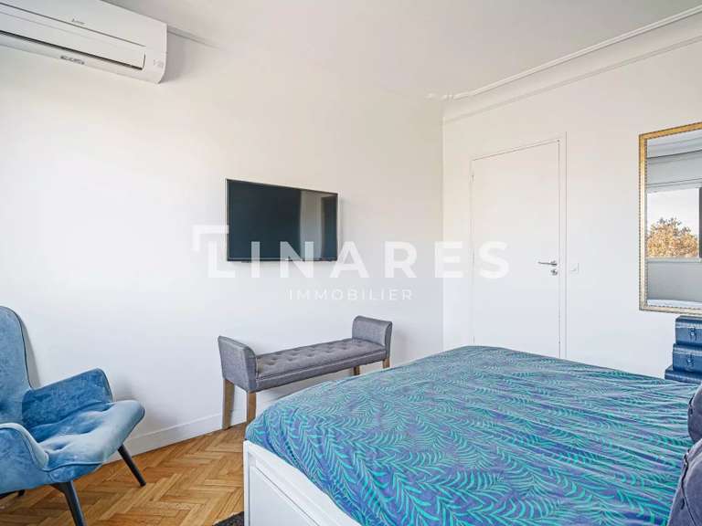 Apartment Marseille 8e - 4 bedrooms - 166m²