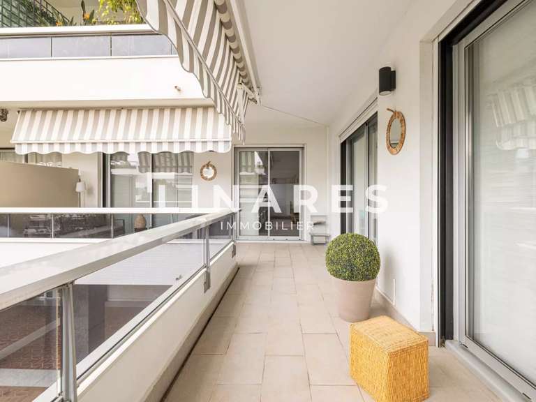 Appartement Marseille 8e - 2 chambres - 130m²