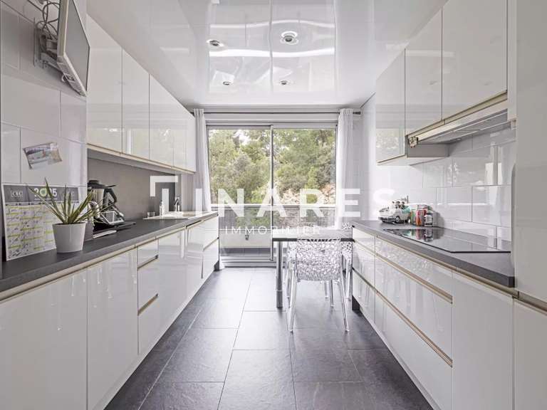 Appartement Marseille 8e - 2 chambres - 130m²