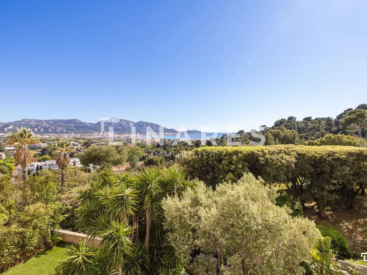 Apartment Marseille 8e