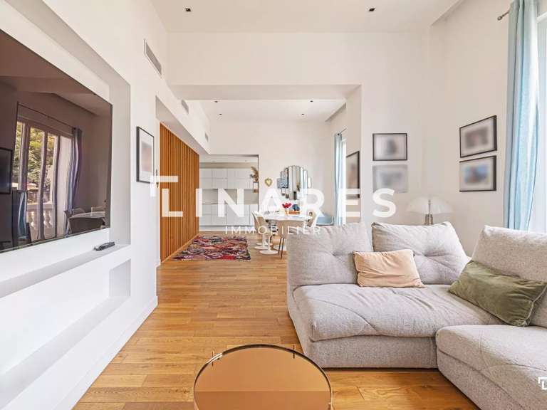 Apartment Marseille 8e - 2 bedrooms - 145m²