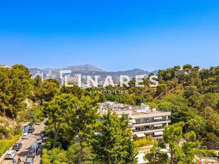 Apartment Marseille 8e - 3 bedrooms - 266m²