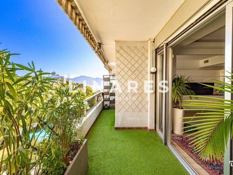 Apartment Marseille 8e - 3 bedrooms - 266m²