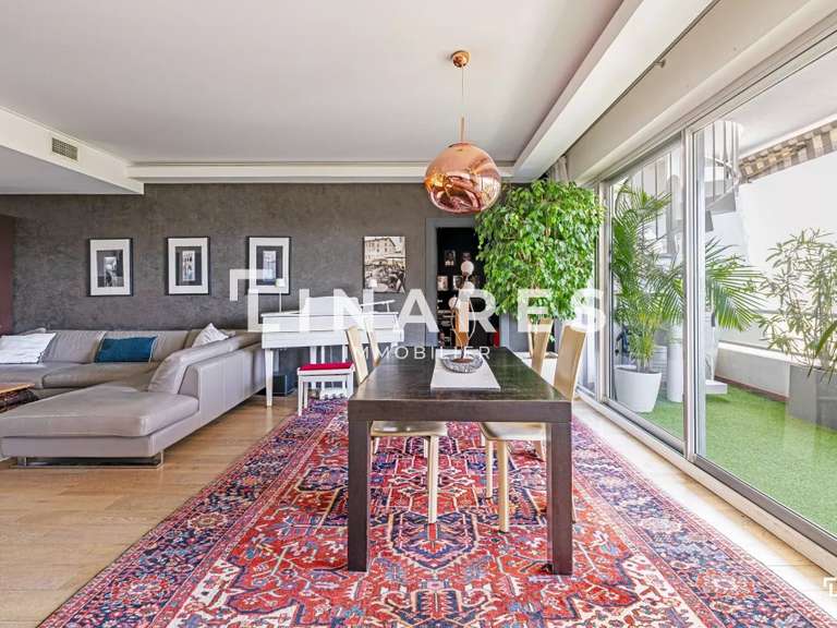 Apartment Marseille 8e - 3 bedrooms - 266m²