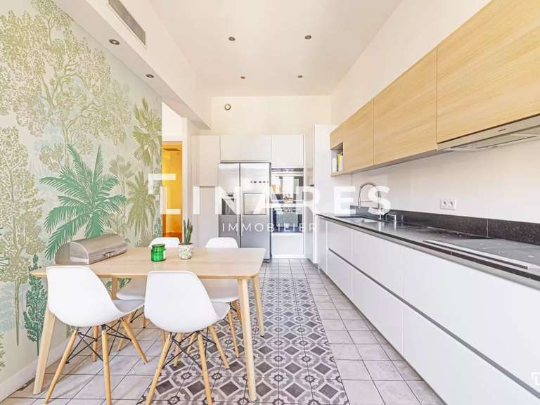 Appartement Marseille 8e - 4 chambres - 221m²