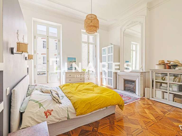 Appartement Marseille 8e - 4 chambres - 221m²