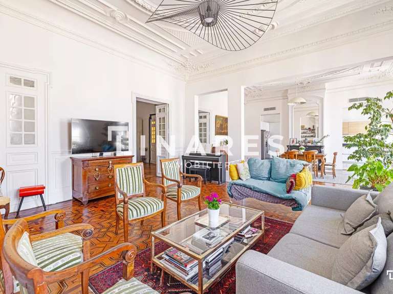 Appartement Marseille 8e - 4 chambres - 221m²
