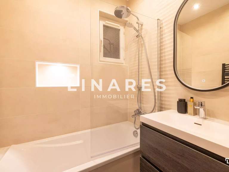Appartement Marseille 8e - 2 chambres - 108m²