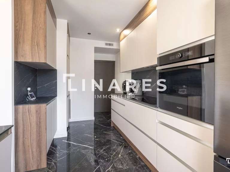 Appartement Marseille 8e - 2 chambres - 108m²