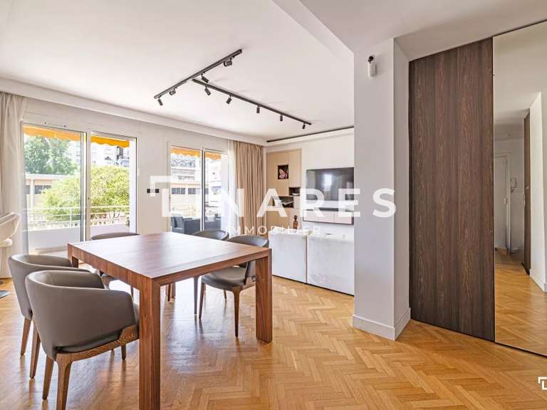 Appartement Marseille 8e - 2 chambres - 108m²