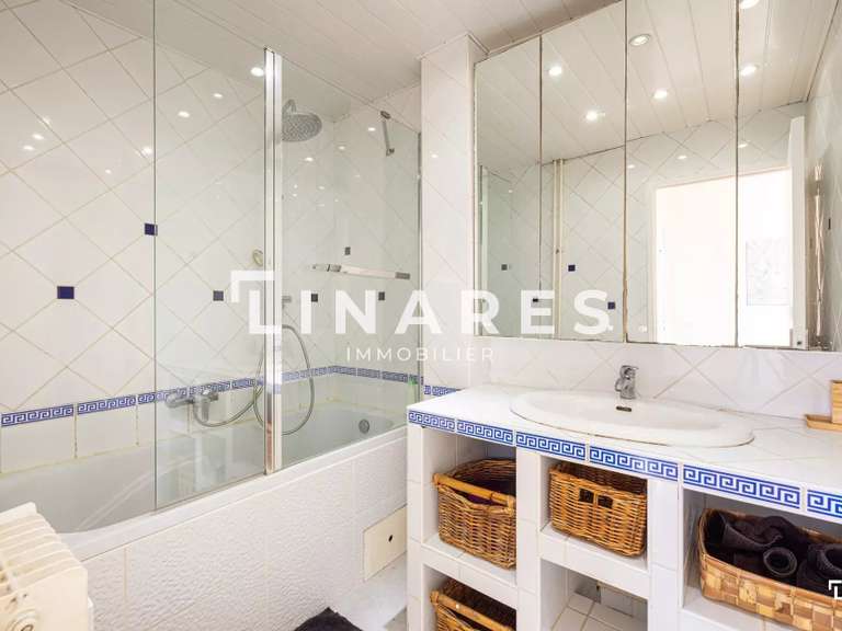 Appartement Marseille 8e - 3 chambres - 110m²