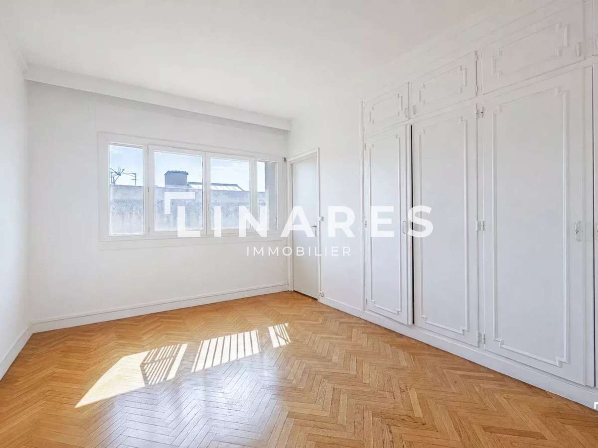 Apartment Marseille 8e