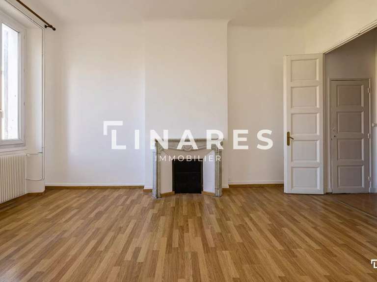 Appartement Marseille 8e - 5 chambres - 188m²