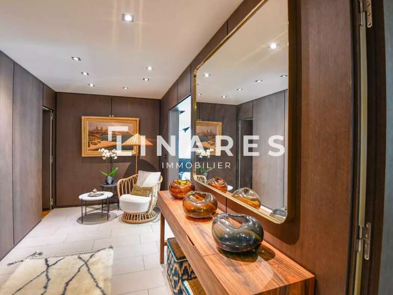 Apartment Marseille 8e - 3 bedrooms - 174m²