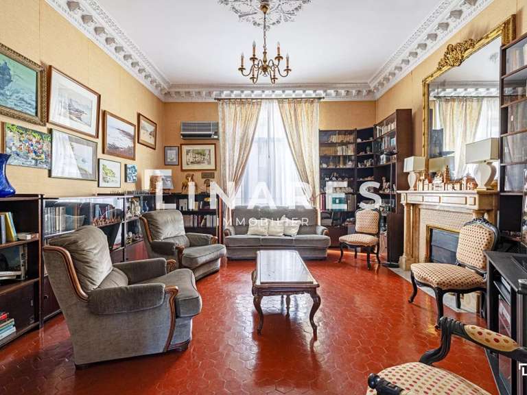 Appartement Marseille 8e - 4 chambres - 211m²