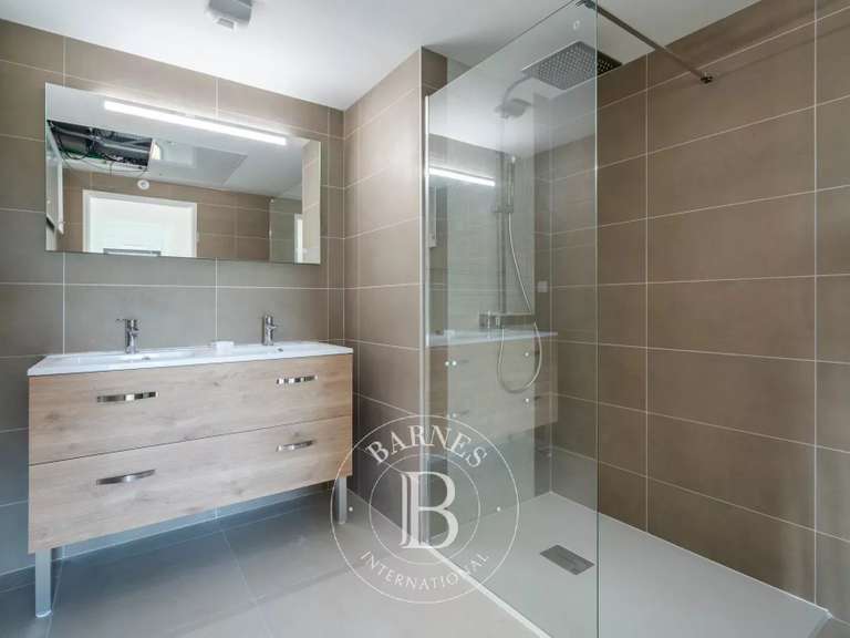 Appartement Marseille 8e - 3 chambres - 116m²