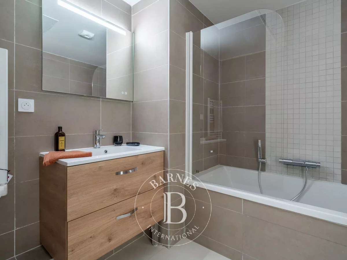Apartment Marseille 8e