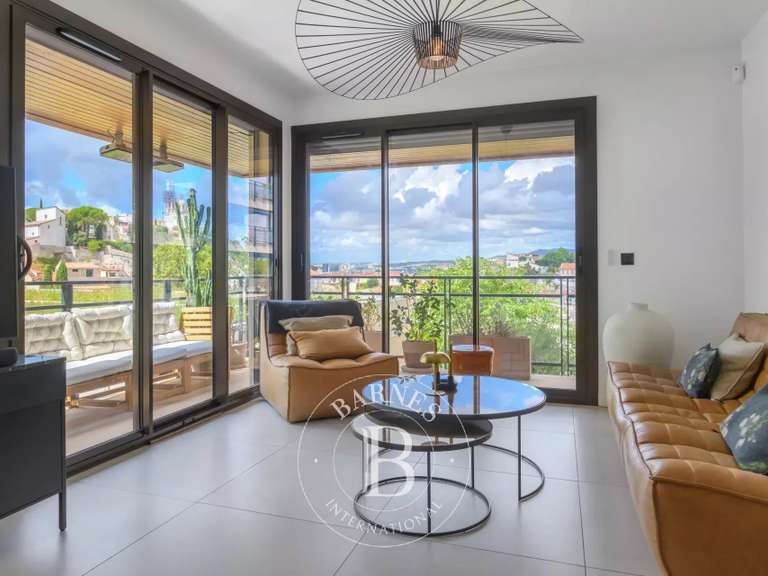 Appartement Marseille 8e - 3 chambres - 83m²