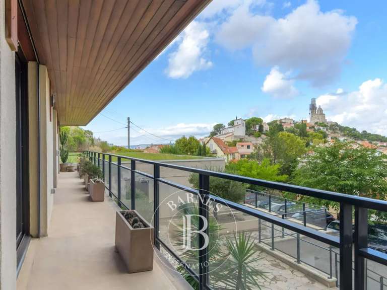 Appartement Marseille 8e - 3 chambres - 83m²