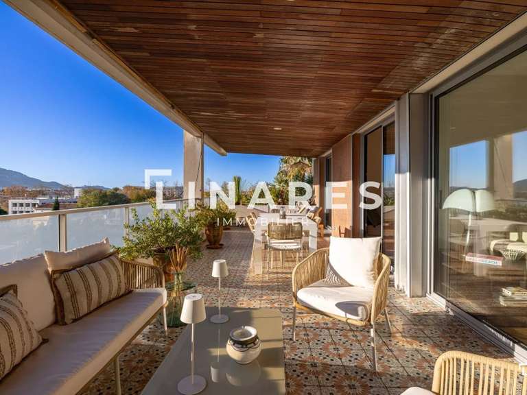 Appartement Marseille 8e - 3 chambres - 153m²