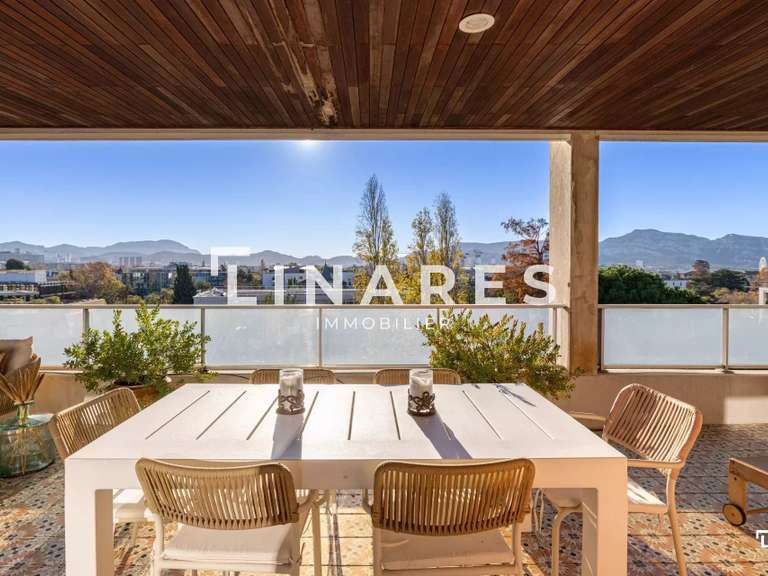 Appartement Marseille 8e - 3 chambres - 153m²