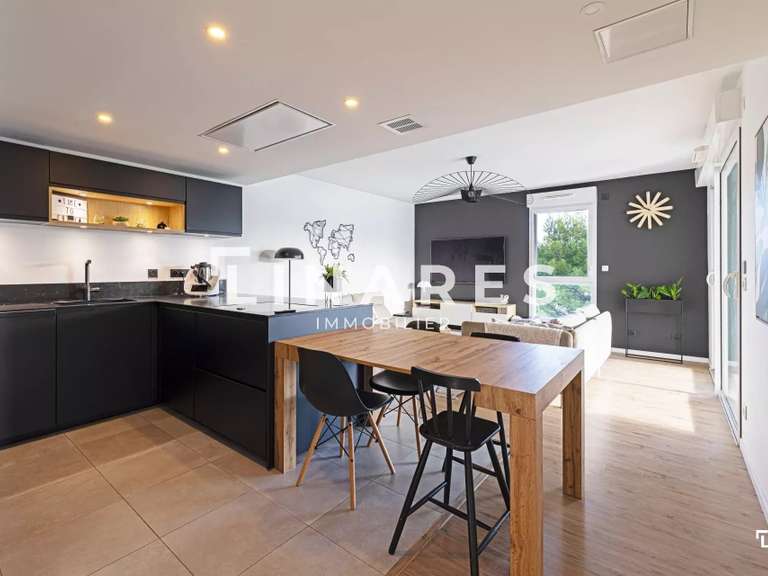 Appartement Marseille 8e - 3 chambres - 80m²