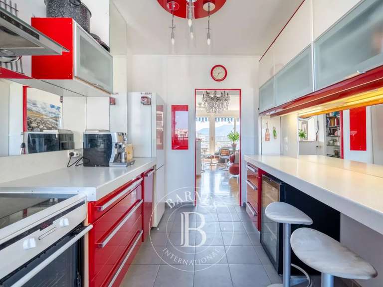 Appartement Marseille 8e - 2 chambres - 85m²