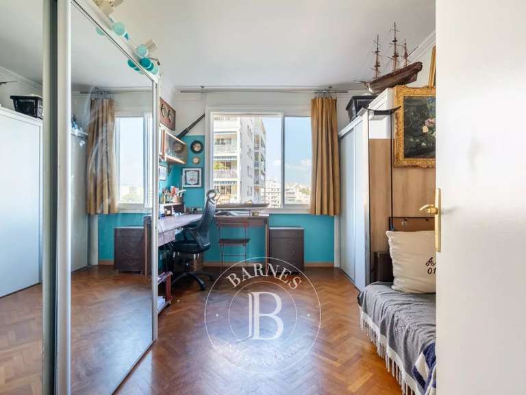 Appartement Marseille 8e - 2 chambres - 85m²