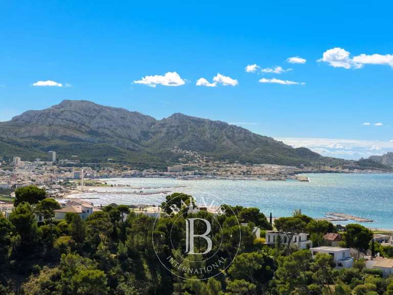 Apartment with Sea view Marseille 8e - 2 bedrooms - 90m²