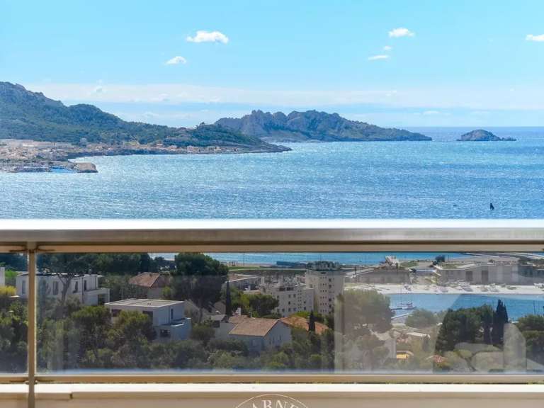 Apartment with Sea view Marseille 8e - 2 bedrooms - 90m²