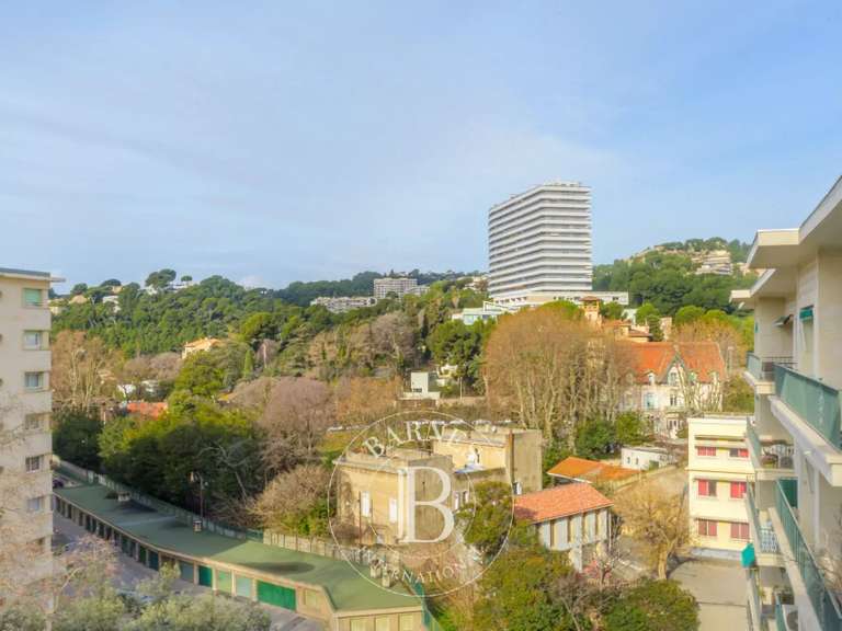 Appartement Marseille 8e - 2 chambres - 95m²
